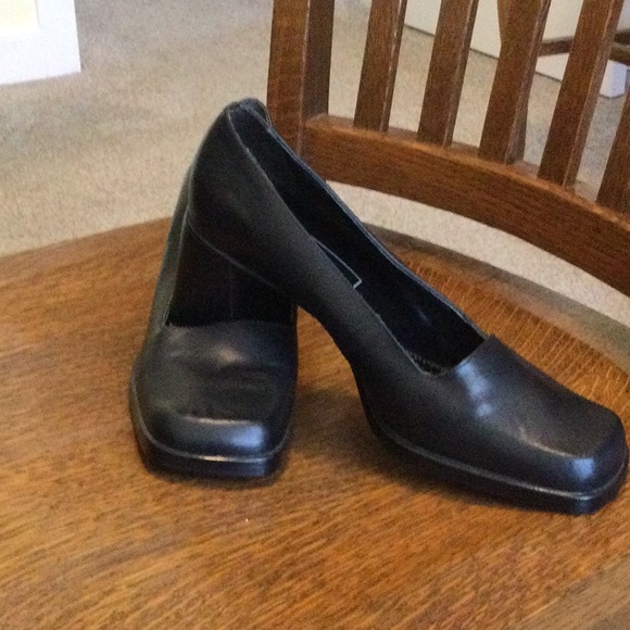 Bata Square Toe Chunky Heels - Picture 2 of 13